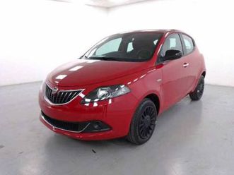 ypsilon 1.0 firefly hybrid silver s&s 70cv