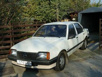 opel ascona c 1.6 luxus