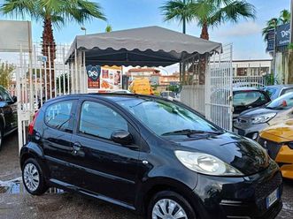 107 1.0 68cv 5p. superga