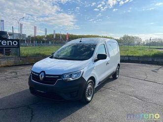 van 1.5 blue dci 95 cv