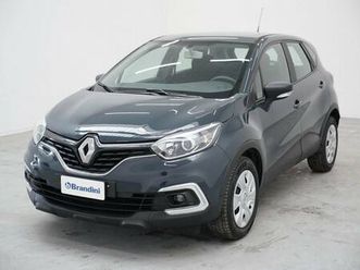 auto usata 1.5 dci life 90cv my18