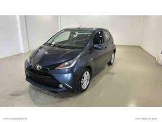 aygo 1.0 vvt-i 72 cv 5p. x-business