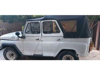 vetrinetta cristalliera