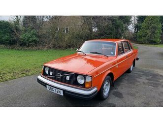 1975 n , volvo 244 dl, 2.0 4 door saloon a vendre