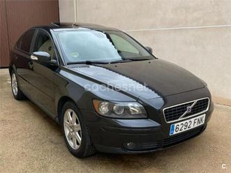 volvo s40 d5 auto summum 4p.