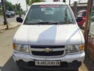 chevrolet tavera ls 2013