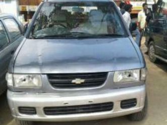 chevrolet tavera lt l2 bs ii 2005
