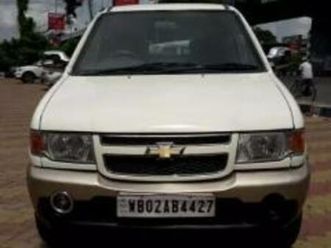 chevrolet tavera neo 3 lt- 9 str bs-iii 2012