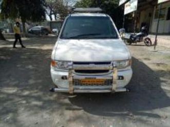chevrolet tavera neo 3 lt- 9 str bs-iii 2012