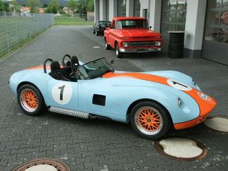 other lucra lc 470 roadster v8