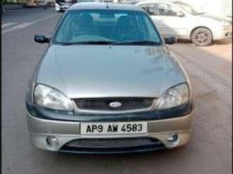 ford ikon 1.6 exi nxt 2004