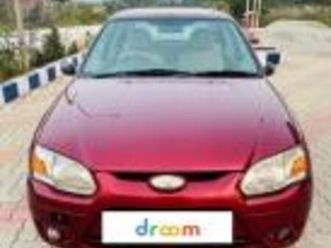 ford ikon 1.6 sxi 2010