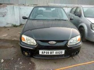 ford ikon 1.8 zxi 2009