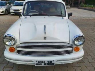 hm ambassador classic 1800 isz mpfi 2008