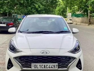 hyundai aura sx plus 1.2 amt petrol 2020