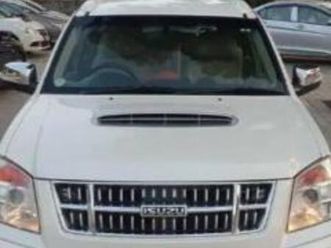 isuzu mu7 premium at 2016