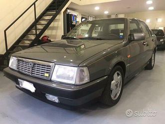 lancia thema ferrari 8.32