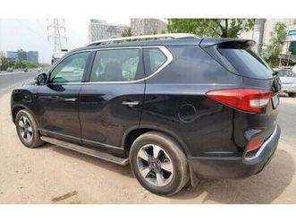 mahindra alturas g4 4wd at 2019