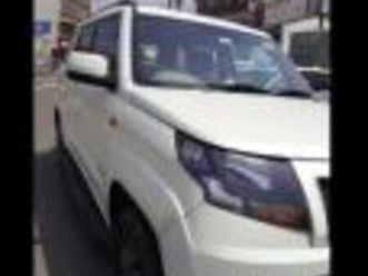 mahindra tuv300 t10 2018