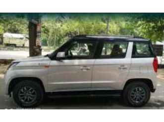 mahindra tuv300 t10 2018