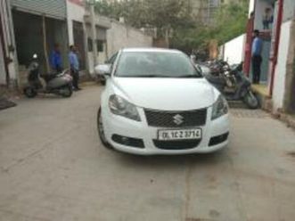 maruti suzuki kizashi cvt 2012