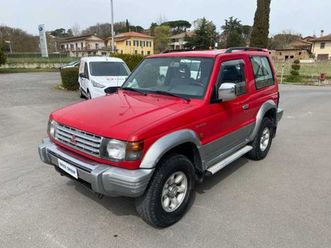 pajero ('82-'00) pajero 2.5 tdi metal-top s.s. gls target