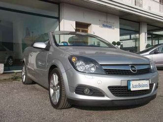cabrio 1.8i twin top cosmo