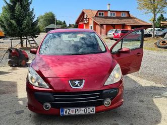 peugeot 307 1,6 16v hdi, 2006 god.