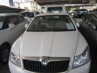 skoda laura ambiente 1.9 tdi 2012