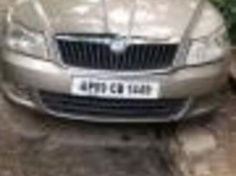 skoda laura ambiente 1.9 tdi at 2010