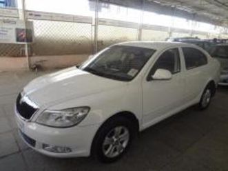skoda laura ambiente 1.9 tdi mt 2009