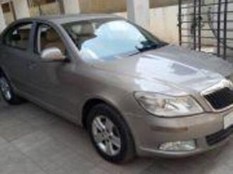 skoda laura ambiente 1.9 tdi mt 2010