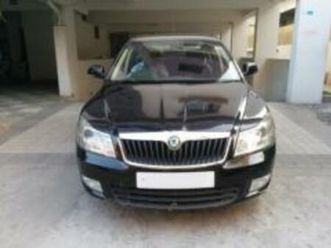 skoda laura ambiente 2.0 tdi cr mt 2010