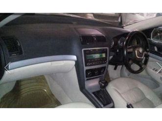 skoda laura ambition 1.8 tsi at 2010