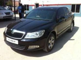 skoda laura ambition 2.0 tdi cr at 2011