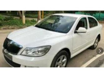 skoda laura elegance 1.9 tdi mt 2013