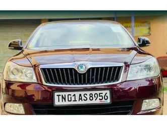 skoda laura elegance 2.0 tdi cr mt 2012