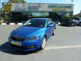 ② skoda octavia 1.6tdi full option °inter auto° — skoda — 2ememain