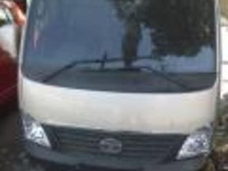 tata venture lx 7 str 2012