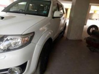 toyota fortuner 3.0 4x4 mt 2015