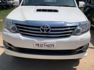 toyota fortuner 3.0 limited edition 2015