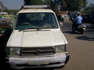 toyota qualis gst d2 2000