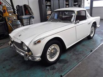 triumph tr4a surrey