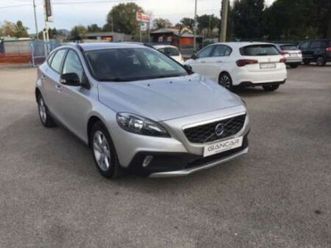 v40 cc (2012-2020) v40 cross country d2 1.6 kinetic