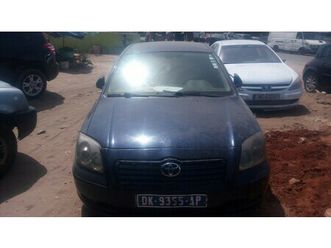 toyota avensis 2006 dakar