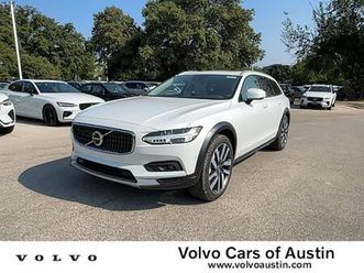 new 2025 volvo v90 cross country b6 plus