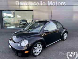 volkswagen new beetle gt turbo 1.8 20v 150cv uni