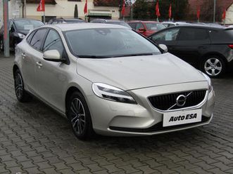 volvo v40 2.0 d4, at, navi, autoac