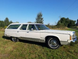 chrysler town & country station wagon 1977 z silnikiem 440 v8 big block kombi mopar oryginal