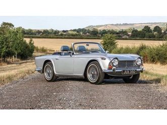 1966 triumph tr4a roadster a vendre